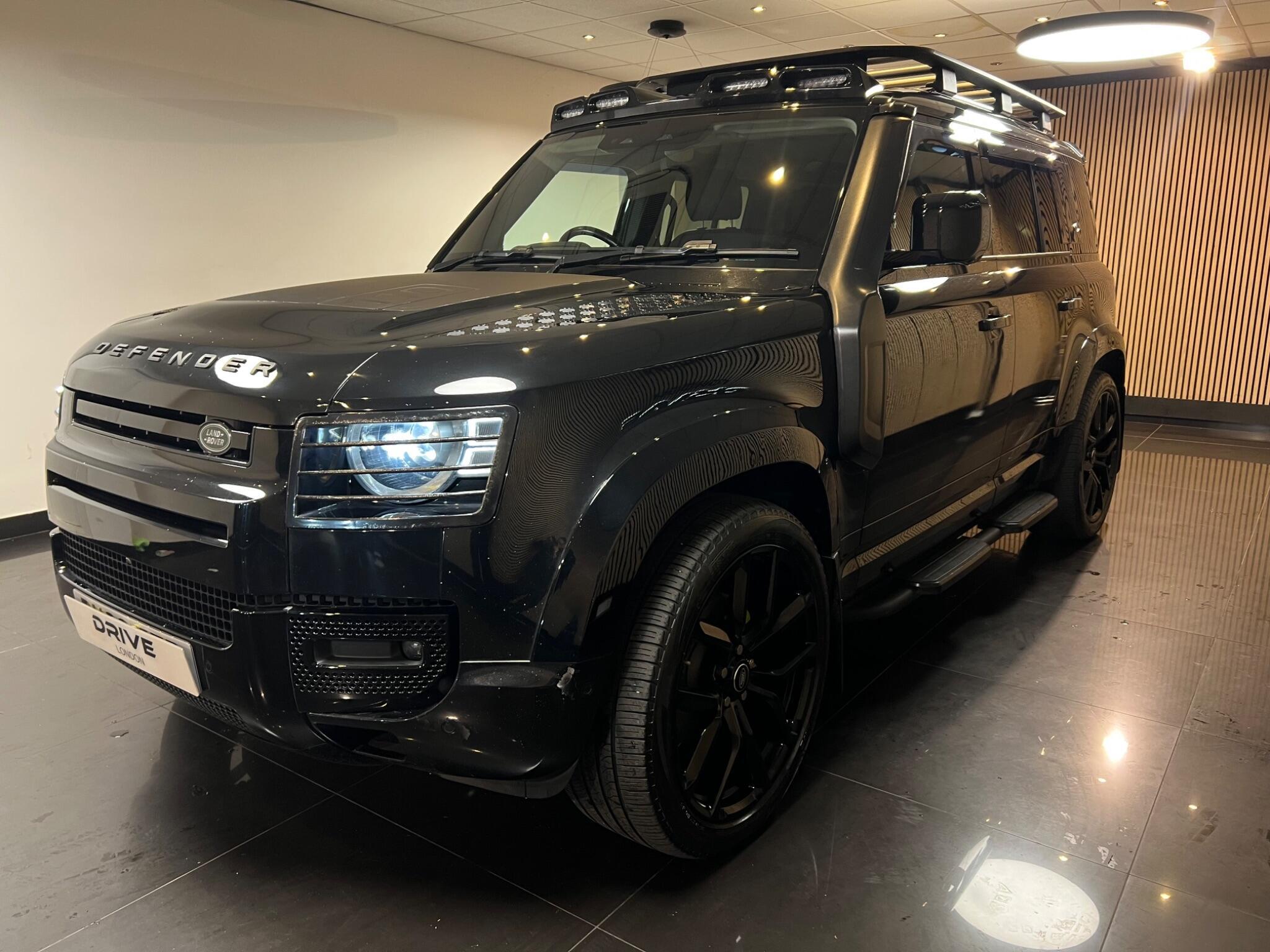 Land Rover Defender 110